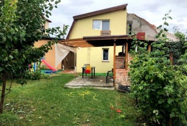 Casa cu 4 camere + garaj și curte individuală, cartierul Mărăști, Cluj-Napoca